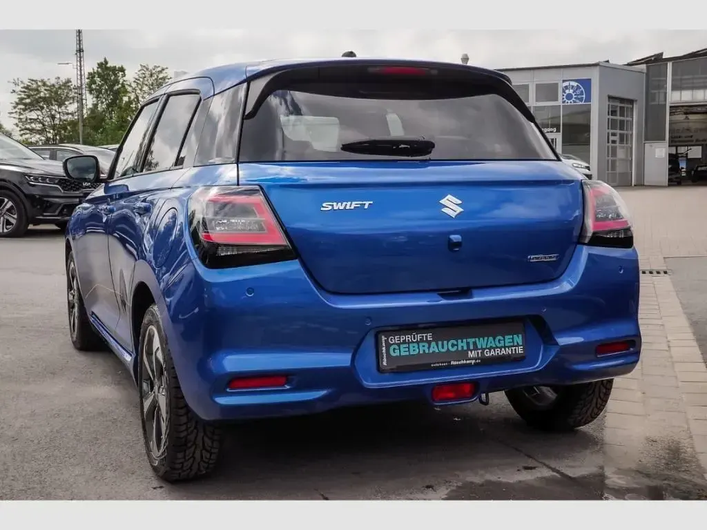 Gebraucht Suzuki Swift Comfort+ 83 PS (61 kW) 2025 Blau Kleinwagen