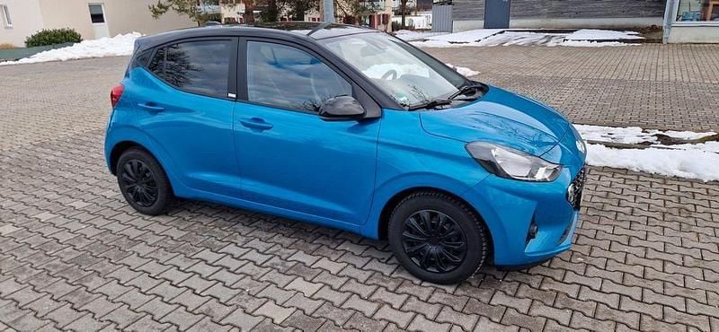 Blau Gebraucht 2020 Hyundai i10 Intro Edition Kleinwagen | 11.200 € (Fairer Preis) - Bild 1/4