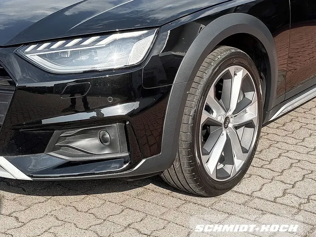 Gebraucht Audi A4 Allroad Design 265 PS (194 kW) 2024 Mythosschwarz (schwarz) Kombi