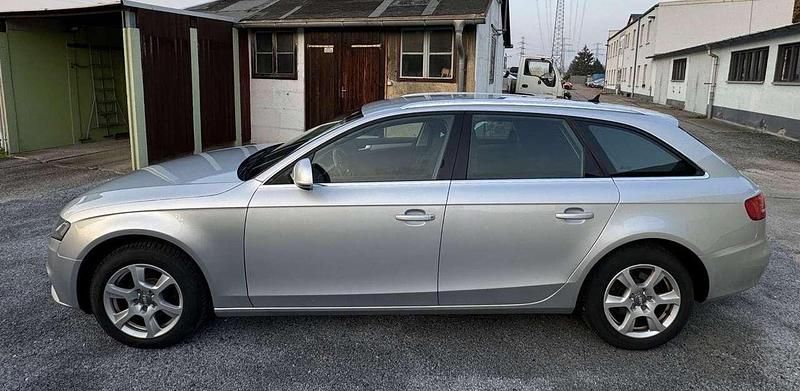 Gebraucht Audi A4 Attraction 160 PS (117 kW) 2008 Eissilber metallic Kombi