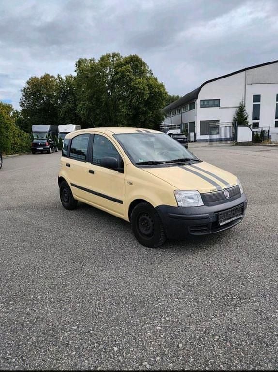 Gelb Gebraucht 2010 Fiat Panda Active Kleinwagen | 1.299 € (Superpreis) - Bild 1/4