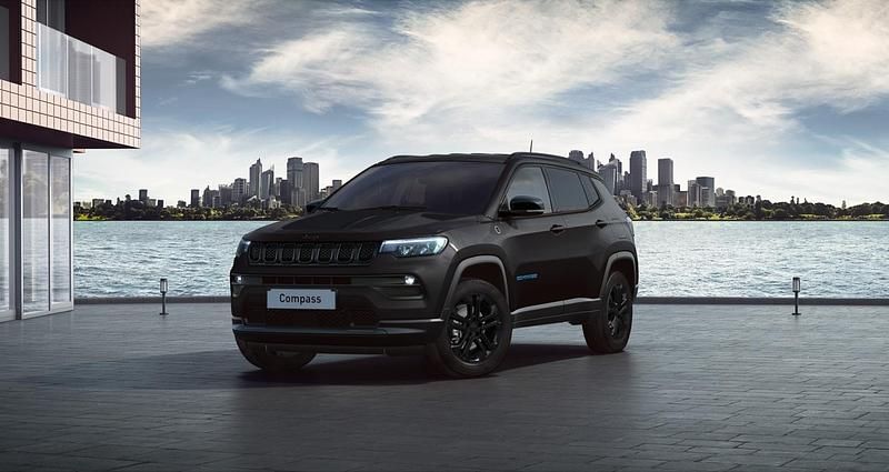 Schwarz Neu 2025 Jeep Compass North SUV | 35.759 € - Bild 1/2