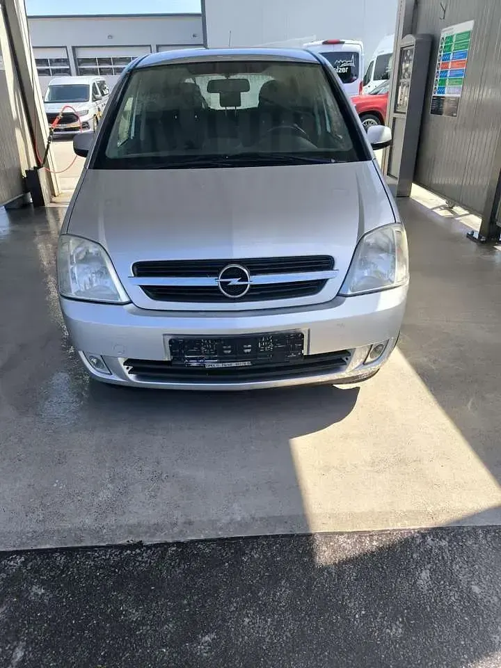 Gebraucht Opel Meriva Cosmo 101 PS (74 kW) 2003 Van / Kleinbus