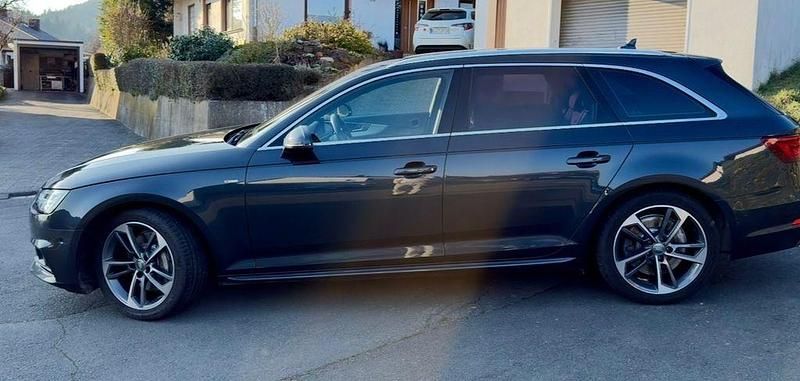 Gebraucht Audi A4 Design 252 PS (185 kW) 2018 Grau Kombi