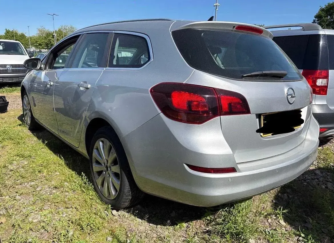 Gebraucht Opel Astra Innovation 85 PS (62 kW) 2011 Silber Kombi