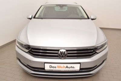 Gebraucht VW Passat Comfortline 150 PS (110 kW) 2018 Silber metallic Kombi