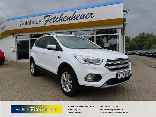 Gebraucht Ford Kuga 150 PS (110 kW) 2019 SUV