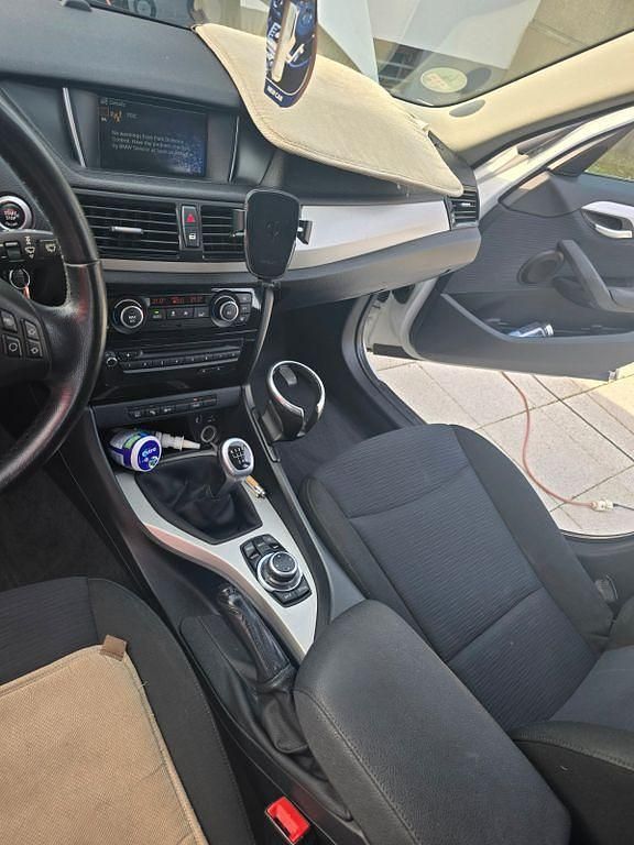 Gebraucht BMW X1 143 PS (105 kW) 2012 Weiß SUV