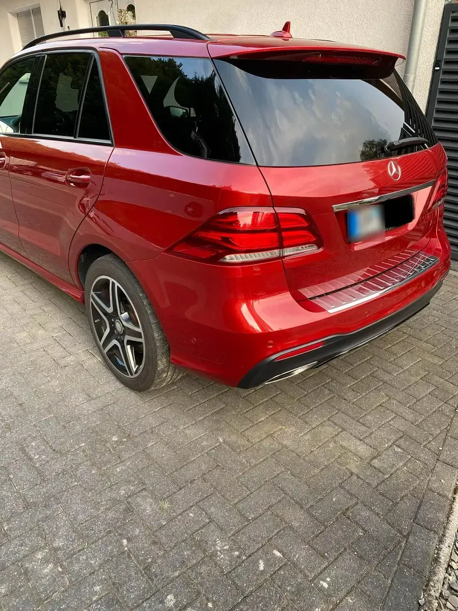 Gebraucht Mercedes GLE400 AMG 333 PS (244 kW) 2016 Rot SUV