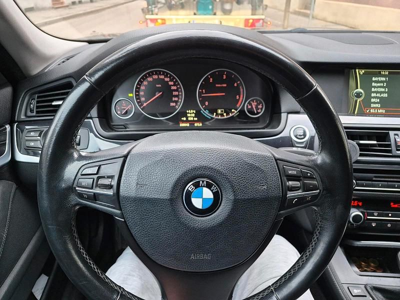 Gebraucht BMW 530 245 PS (180 kW) 2011 Van / Kleinbus
