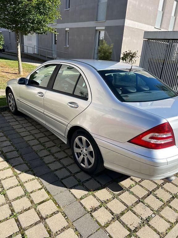 Gebraucht Mercedes C200 Classic 163 PS (119 kW) 2005 Silber Limousine