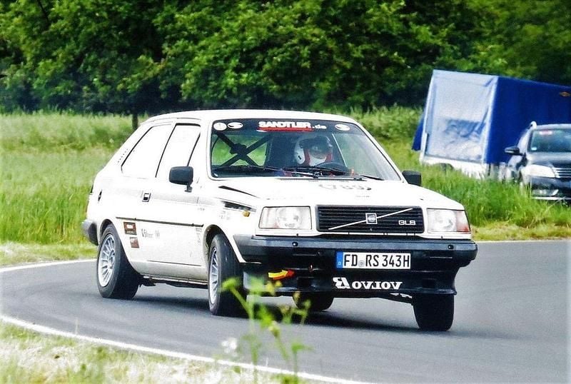Weiß Gebraucht 1981 Volvo 343 Coupé | 123.456 € - Bild 1/4