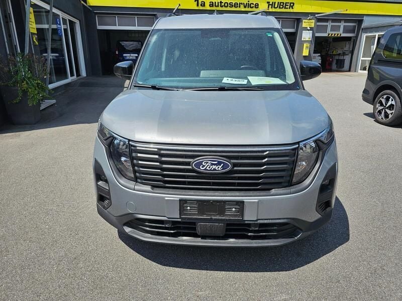 Silber Gebraucht 2024 Ford Tourneo Courier Titanium Van / Kleinbus | 22.999 € (Guter Preis) - Bild 1/4
