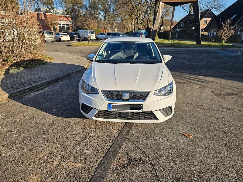 Weiß Gebraucht 2019 Seat Ibiza Reference Kleinwagen | 8.750 € (Superpreis) - Bild 1/4
