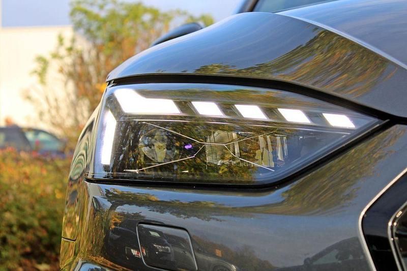 Gebraucht Audi S5 Ambiente 354 PS (260 kW) 2024 Grau Cabrio