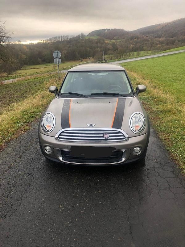 Grau Gebraucht 2012 Mini ONE Kleinwagen | 3.800 € (Guter Preis) - Bild 1/4