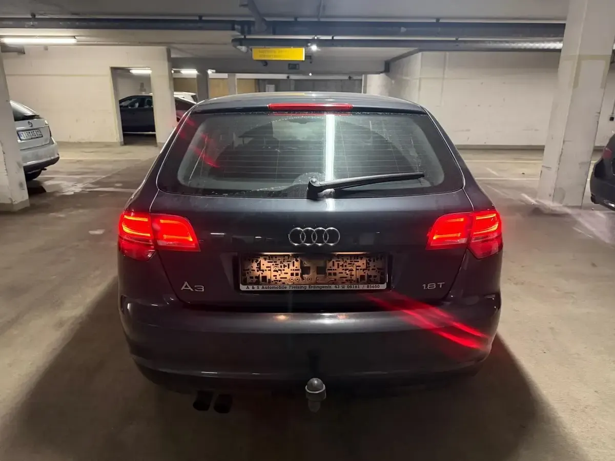 Gebraucht Audi A3 160 PS (117 kW) 2009 Grau Kleinwagen