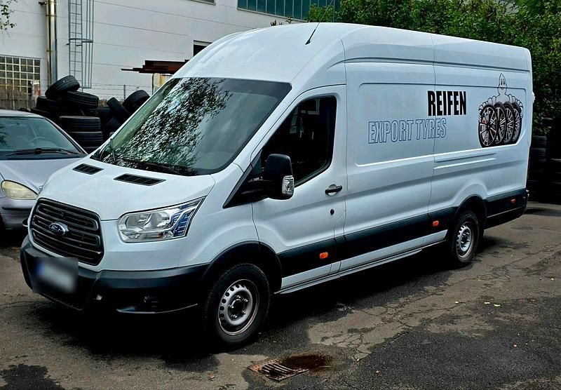 Gebraucht Ford Transit 2020 Weiß Van / Kleinbus