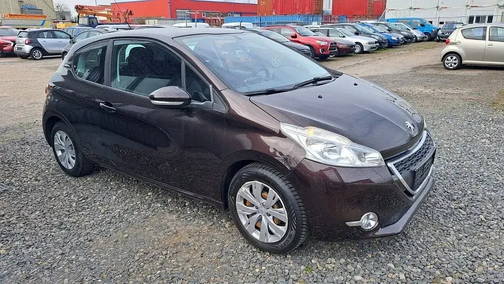 Gebraucht Peugeot 208 Active 82 PS (60 kW) 2012 Kleinwagen