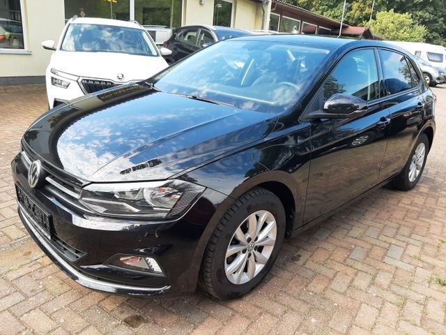 Gebraucht VW Polo Highline 116 PS (85 kW) 2019 Deep black perleffekt Kleinwagen