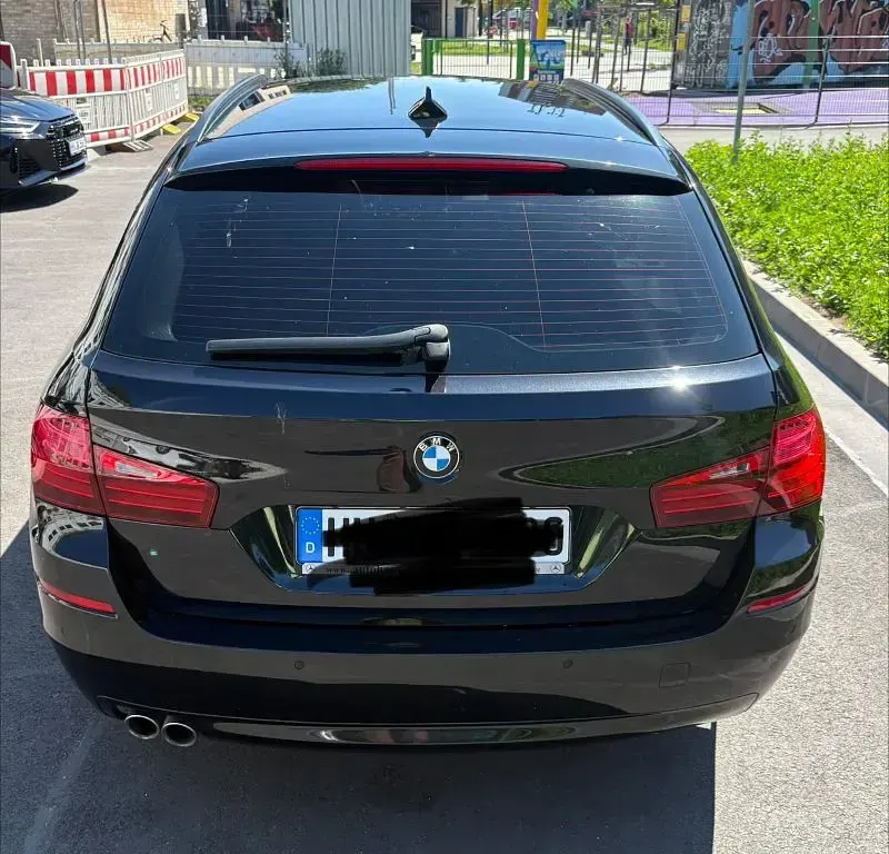 Gebraucht BMW 530 258 PS (189 kW) 2013 Schwarz Kombi