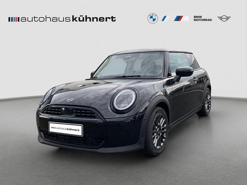 Schwarz Gebraucht 2024 Mini Cooper Kleinwagen | 29.455 € (Etwas zu teuer) - Bild 1/4