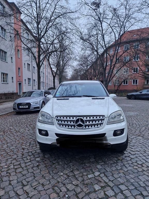 Gebraucht Mercedes ML280 190 PS (139 kW) 2008 Weiß SUV