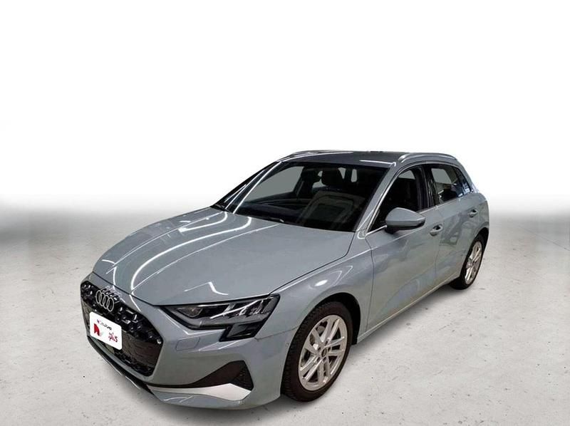 Gebraucht Audi A3 Advanced Plus 116 PS (85 kW) 2025 Pfeilgrau perleffekt Limousine