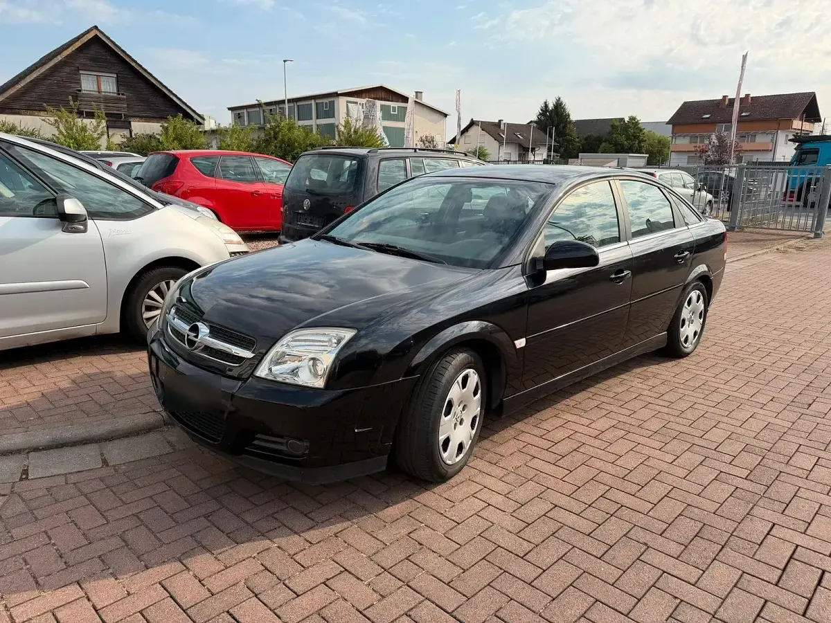 Gebraucht Opel Vectra 122 PS (89 kW) 2003 Schwarz Limousine