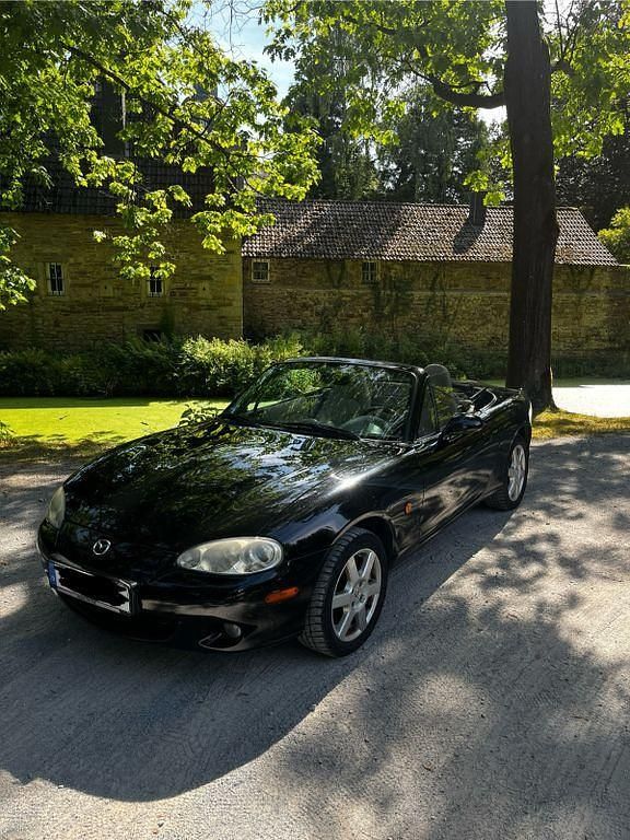 Schwarz Gebraucht 2002 Mazda MX5 Cabrio | 2.550 € (Fairer Preis) - Bild 1/4