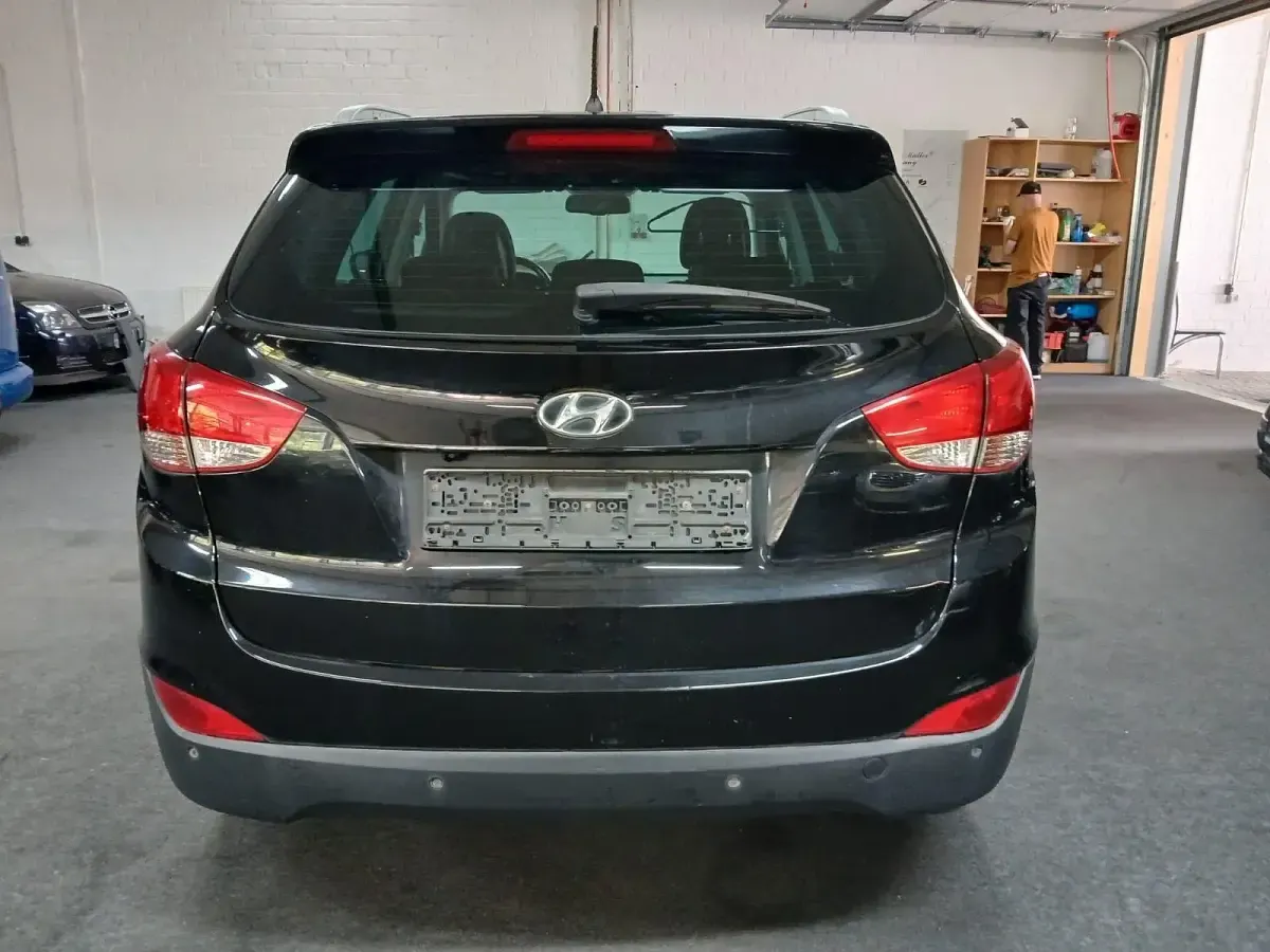 Gebraucht Hyundai ix35 Comfort 135 PS (99 kW) 2012 Schwarz SUV