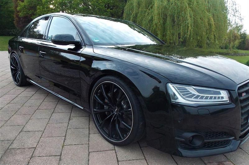 Gebraucht Audi S8 plus Sport 706 PS (519 kW) 2016 Schwarz Limousine