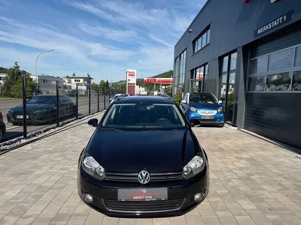 Gebraucht VW Golf VI Style 122 PS (89 kW) 2011 Schwarz Kleinwagen