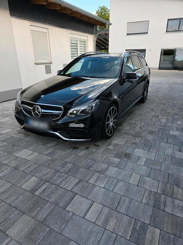 Gebraucht Mercedes E63 AMG AMG 557 PS (409 kW) 2015 Schwarz Kombi