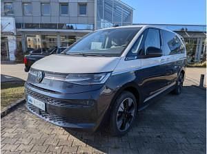 Neu VW Multivan Edition 150 PS (110 kW) 2026 Blau (candy weiß/ starlight blue) Van