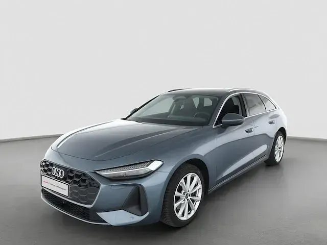 Second-hand Audi A5 Sport 204 CP (150 kW) 2025 Albastru Break