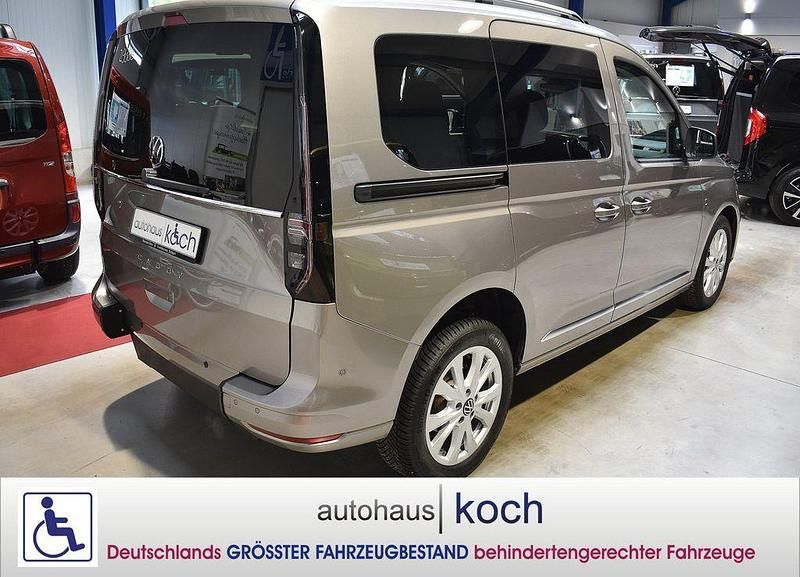 Gebraucht VW Caddy Style 114 PS (83 kW) 2023 Beige Van / Kleinbus