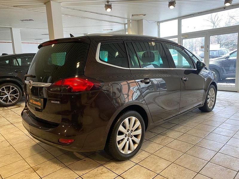Gebraucht Opel Zafira Tourer Edition 136 PS (100 kW) 2016 Braun Van / Kleinbus