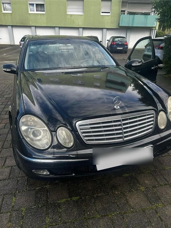 Gebraucht 2002 Mercedes E270 Limousine | 2.700 € (Guter Preis) - Bild 1/4