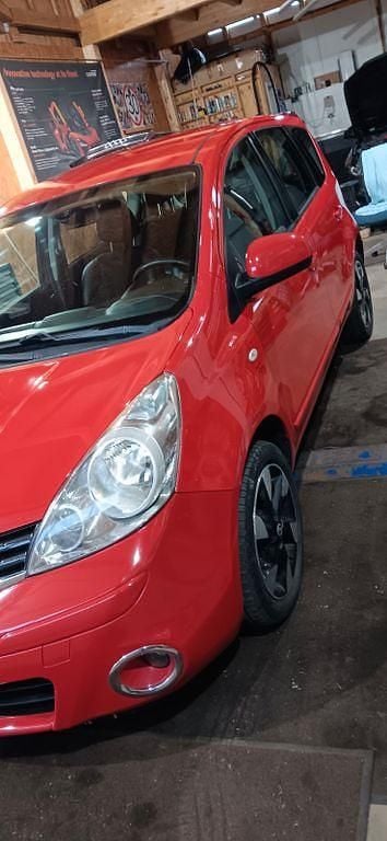 Gebraucht Nissan Note I-Way 90 PS (66 kW) 2012 Rot Van / Kleinbus
