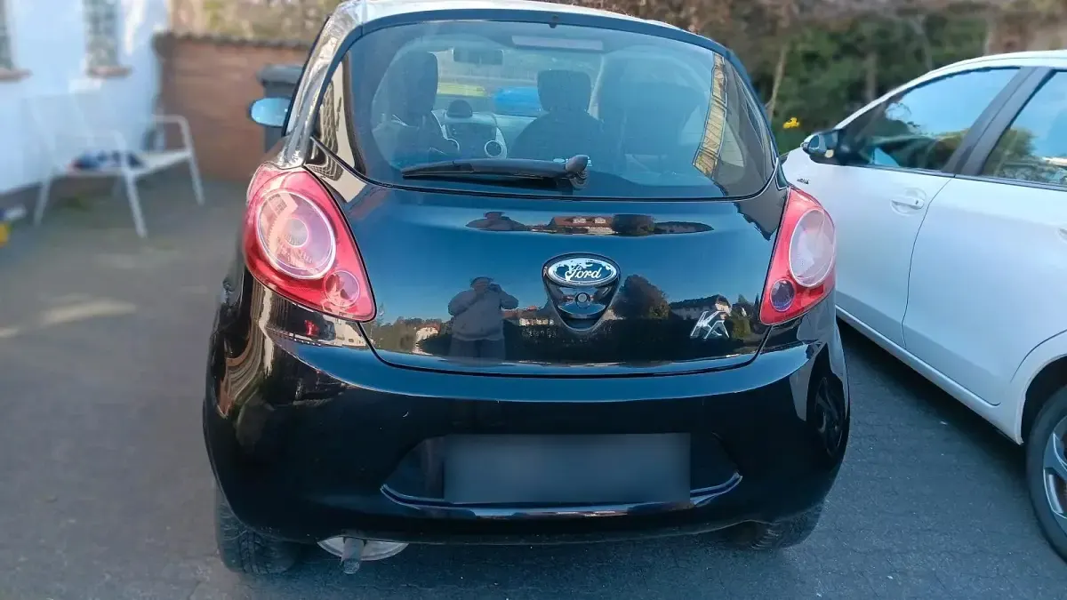 Usata Ford Ka 69 CV (50 kW) 2009 Nero Utilitaria