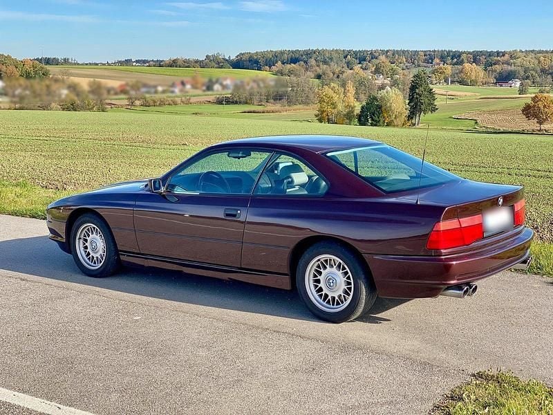 Second-hand BMW 840 286 CP (210 kW) 1993 Roșu Coupe