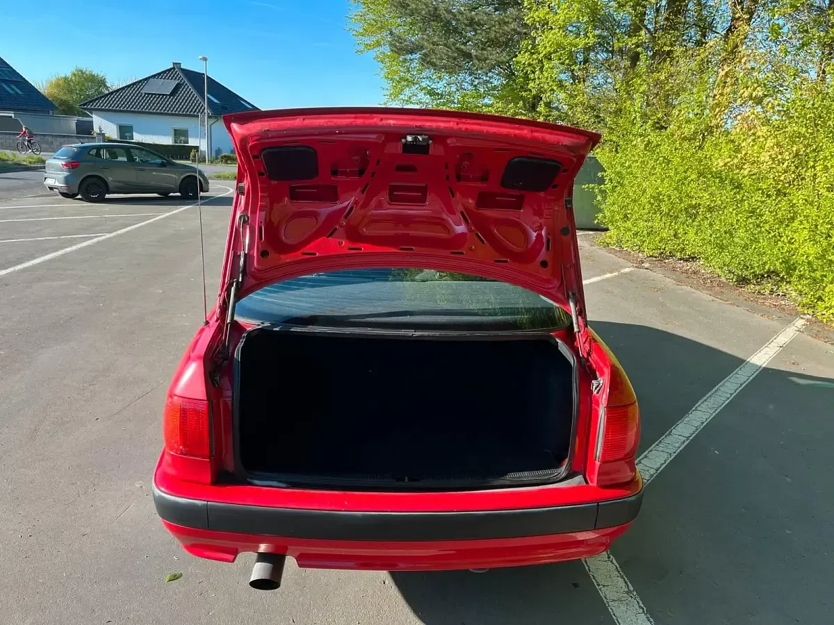 Gebraucht Audi 80 90 PS (66 kW) 1991 Rot Limousine