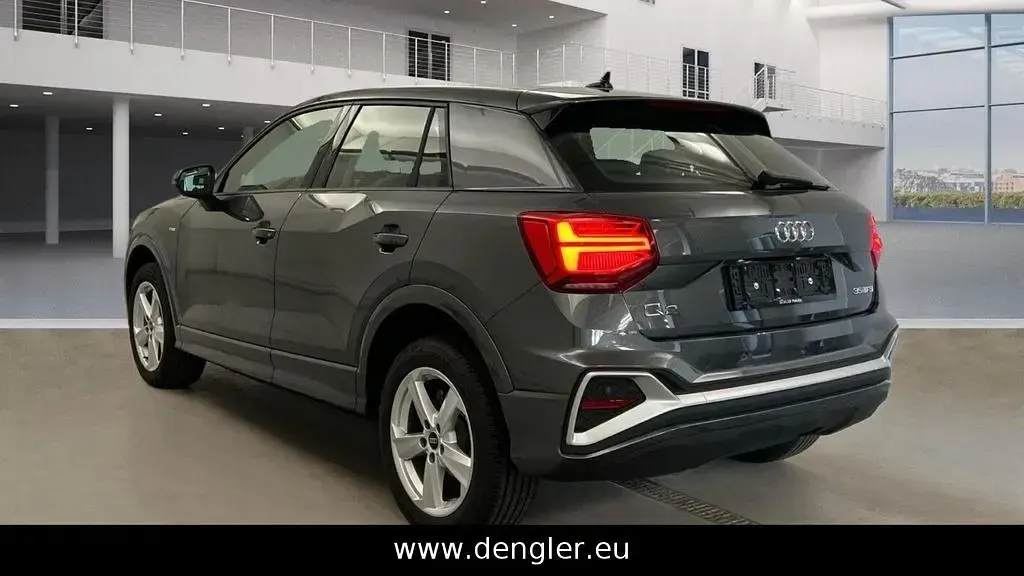 Gebraucht Audi Q2 S-Line 150 PS (110 kW) 2026 Daytonagrau perleffekt SUV