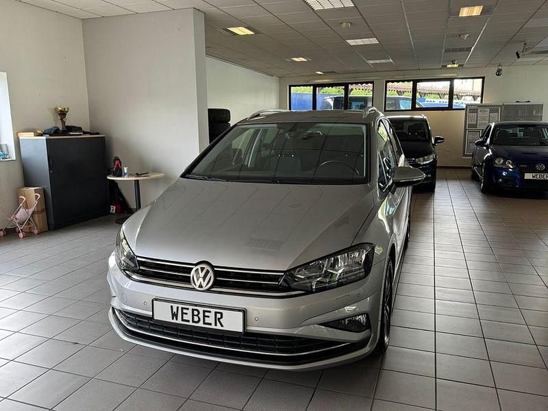 Silber Gebraucht 2021 VW Golf United Van / Kleinbus | 17.499 € (Guter Preis) - Bild 1/4