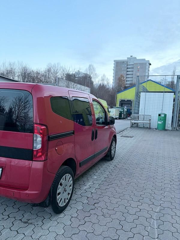 Gebraucht Fiat Fiorino Trekking 54 PS (39 kW) 2009 Rot Van / Kleinbus