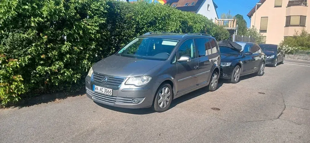 Gebraucht VW Touran Trendline 140 PS (102 kW) 2007 Grau Van / Kleinbus