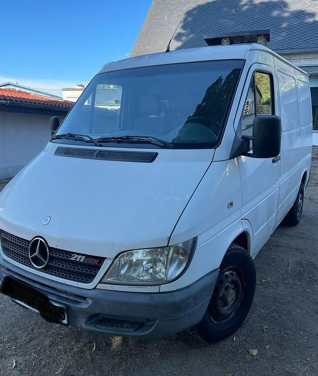 Weiß Gebraucht 2005 Mercedes Sprinter Van | 4.400 € (Fairer Preis) - Bild 1/4