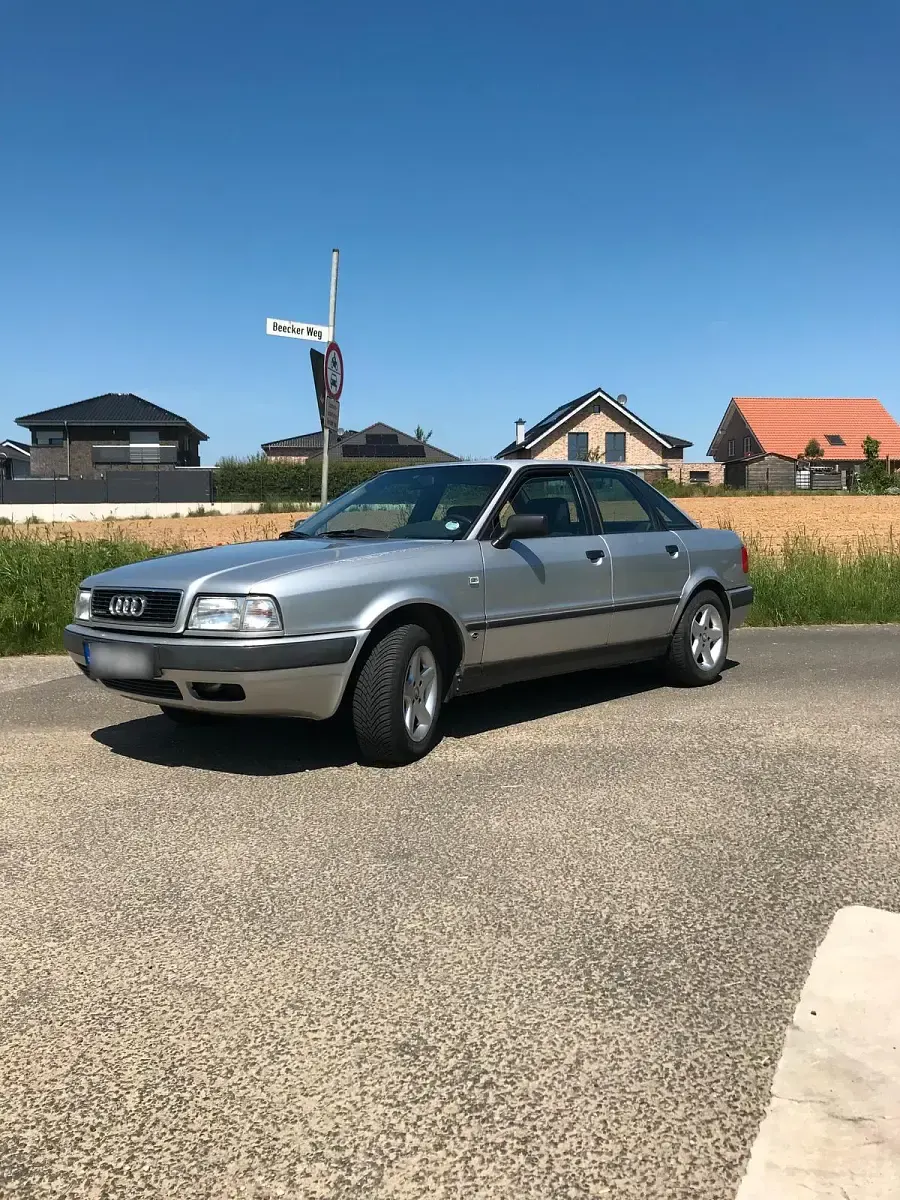 Gebraucht Audi 80 116 PS (85 kW) 1993 Silber Limousine