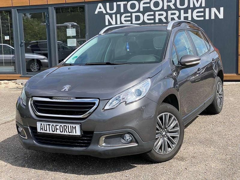 Platiniumgrau/metallic Gebraucht 2016 Peugeot 2008 Active SUV | 9.900 € (Fairer Preis) - Bild 1/4